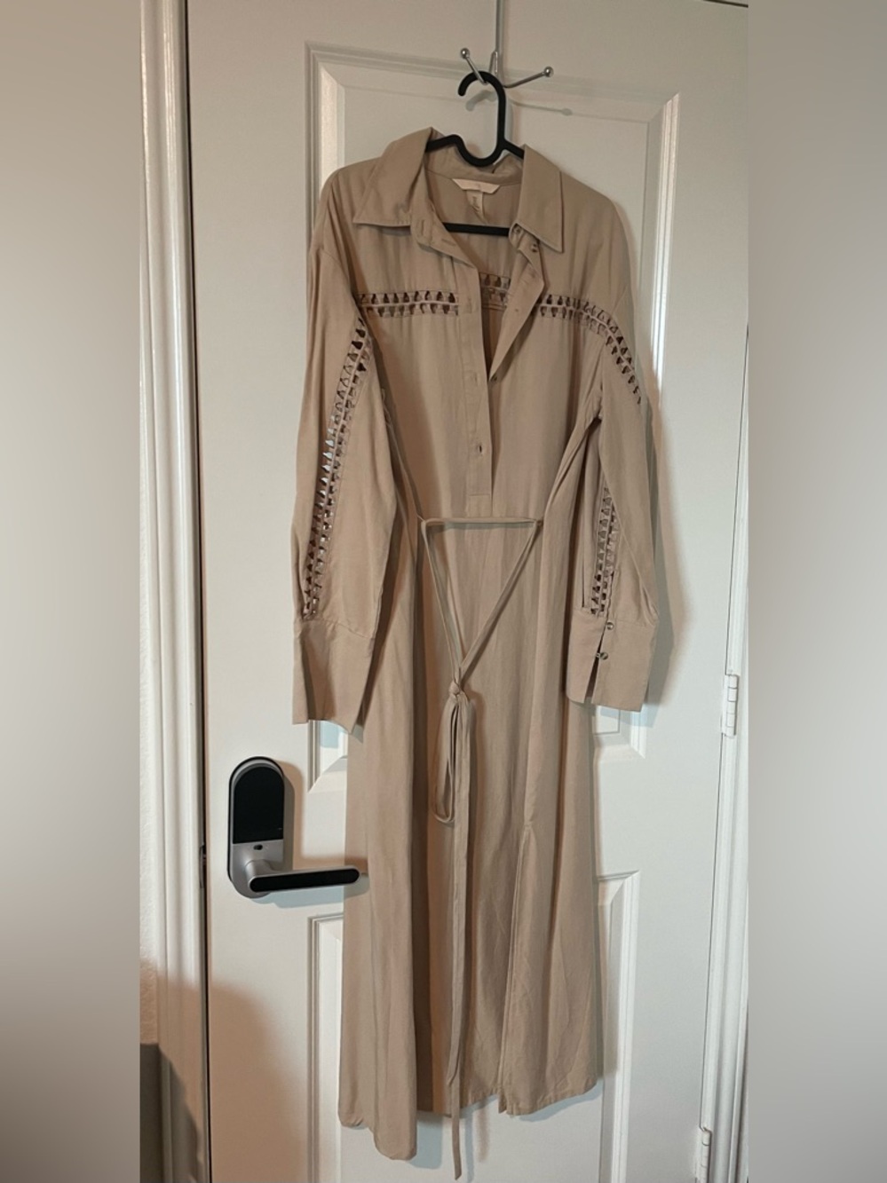 H&M Beige Long Sleeve Tie-Waist Shirt Dress